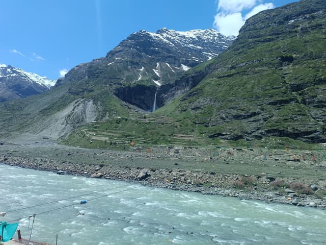 Sissu Waterfall