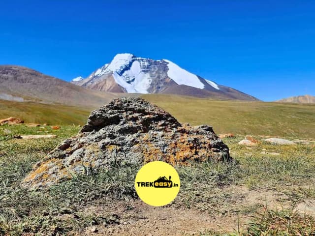 Kang Yatse peak in Markha Valley