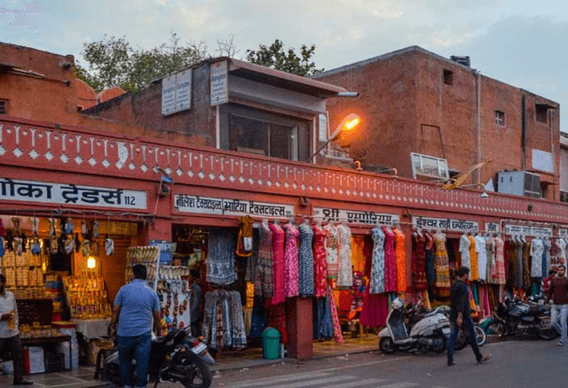 Chandpole Baazar