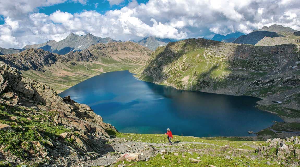 Tarsar Marsar Lakes Trek