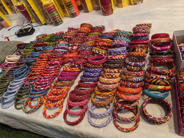 Lakh Bangle