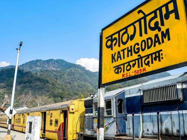 kathgodam railway station