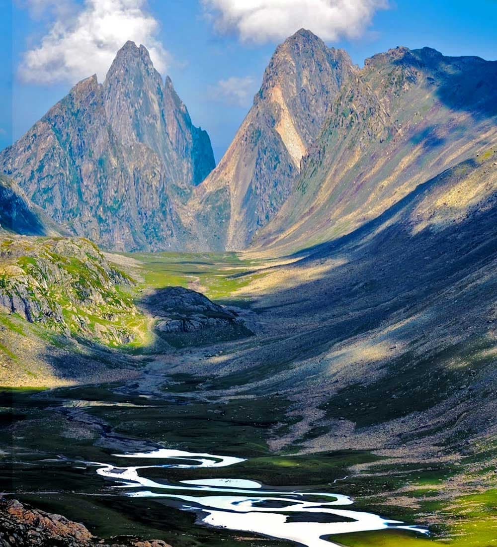Tarsar Marsar Lakes Trek